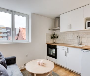 56 Rue de Calais, 59200 Tourcoing - Photo 1