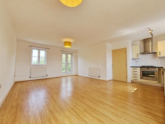 Clement Road, Fulwood - Photo 1