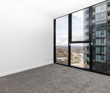 Lake View Luxury Two-Bedroom Apartment in the Heart of Belconnen - Photo 2