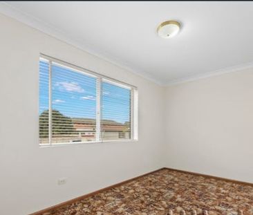 Excellent Location - Photo 5