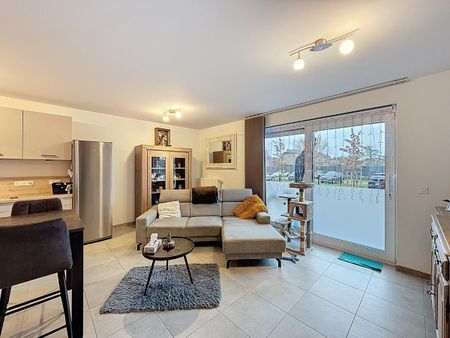 🏡 Gelijkvloers appartement met 2 slaapkamers en tuin - Photo 2