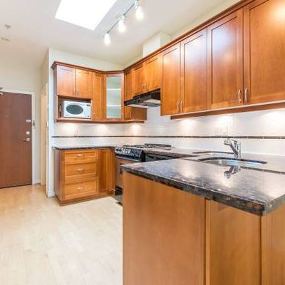 Spacious One Bedroom Plus Solarium in Kerrisdale - Photo 4