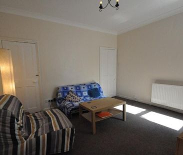 3 Bed Terraced House, Highgrove Street, RG1 - Photo 2