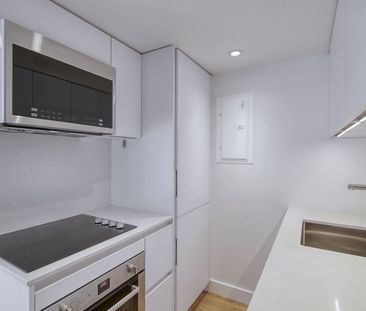 3455 Aylmer - Photo 4