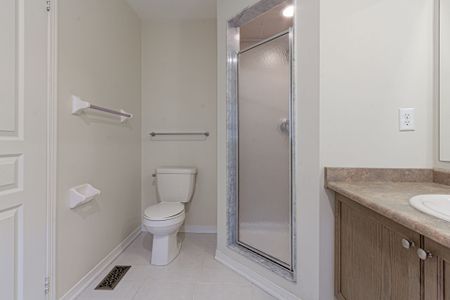 For Lease - 3062 Janice Drive, Oakville, Ontario - Photo 3