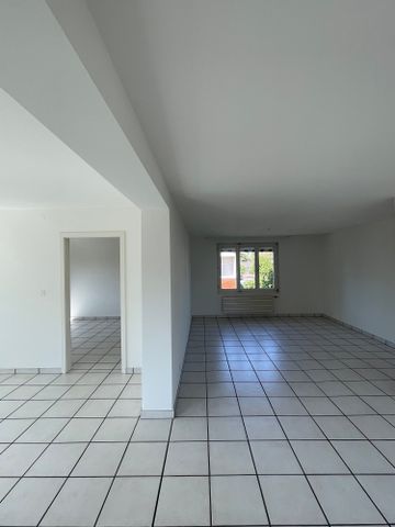 5.5-Zimmer-Maisonette-Wohnung inkl. Garage und Autoabstellplatz - Foto 4