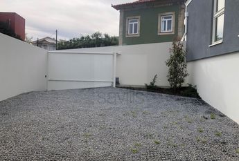 Apartamento T1 novo para arrendar na Rua Montebelo na Foz Velha - Porto