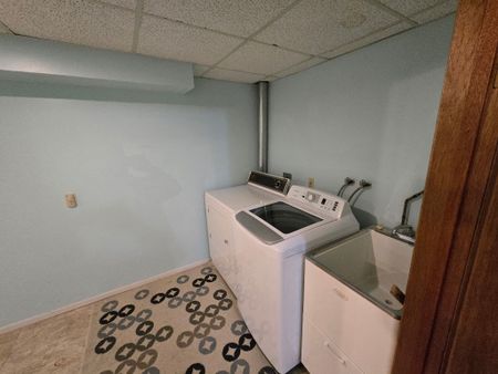 For Lease - 65 Fiddlers Green Road Unit# 33, London North, Ontario - Photo 3