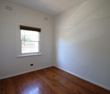 Charming Home in a Convenient Orange Location - Photo 4