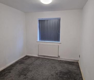 2 bedroom semi-detached bungalow to rent - Photo 6