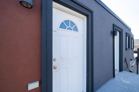 For Lease - 438 Highway 8 N/A Unit# #2 Upper, Hamilton, Ontario - Photo 2