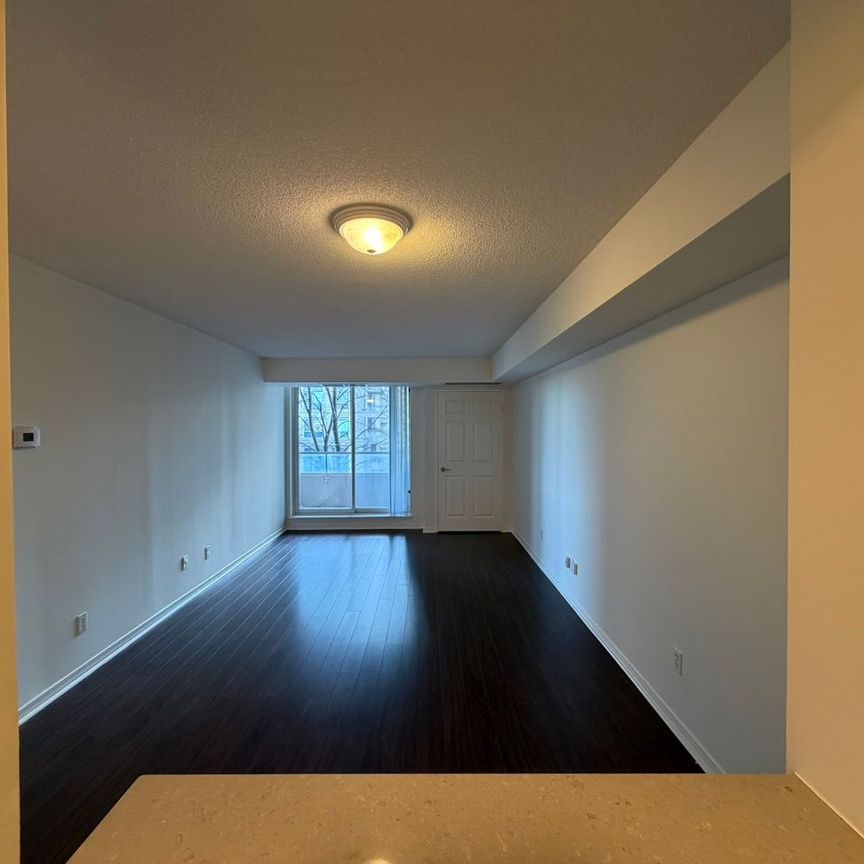 For Lease - 18 Hillcrest Avenue Unit# 406, Toronto, Ontario - Photo 1
