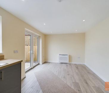 3 bedroom detached house to rent - Photo 1