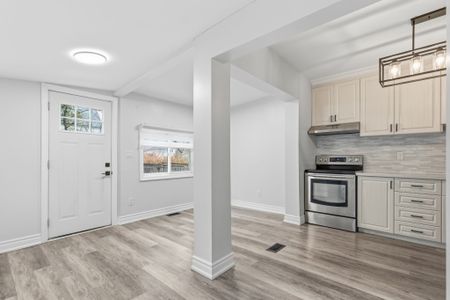 For Lease - 71 Glendale Avenue, Hamilton, Ontario - Photo 4