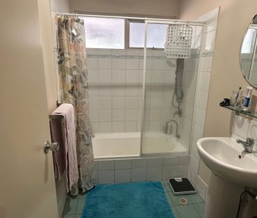 High Wycombe - Photo 1