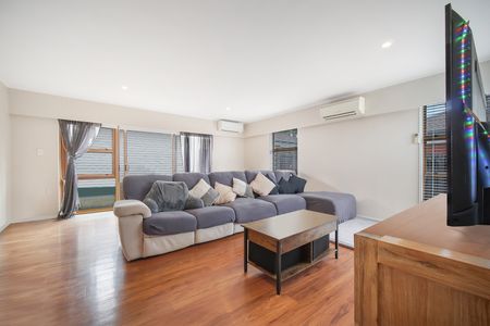 2 bedroom unit - Photo 5