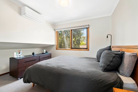 Chic Simplicity – Modern Living Made Easy - Photo 2