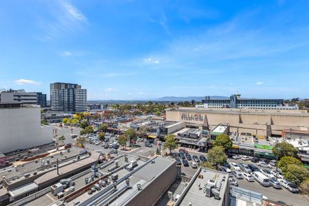 605/54 Montclair Avenue, Glen Waverley - Photo 2