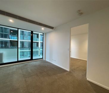 1109/618 Lonsdale Street - Photo 2