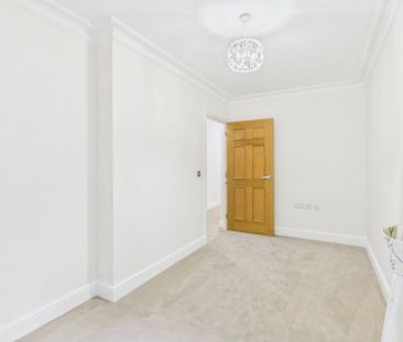 The Grange, 74 Packhorse Road, Gerrards Cross,SL9 - Photo 6