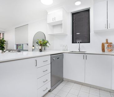 Immaculate 2-Bedroom Apartment with North-East Aspect - Photo 4