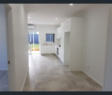 2 Bedroom Granny Flat! - Photo 2