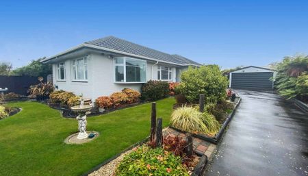 NORTHCOTE: 3 BEDROOMS, 1 BATHROOM, HEATPUMP, DOUBLE GARAGE - Photo 4