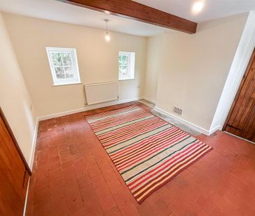 2 bedroom cottage to rent - Photo 3