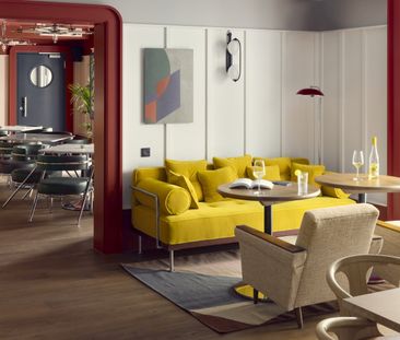 Schwan Locke | Theresienwiese | Locke Studio - Photo 6