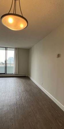 1 BEDROOM-Beautiful Apartment / Convenient location / - Photo 1