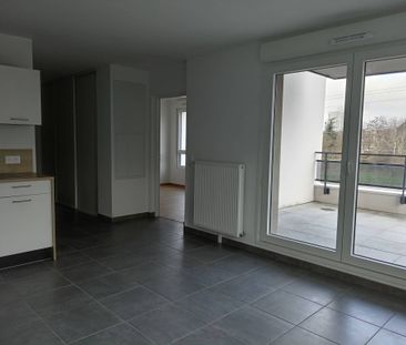 BEZANNES- Résidence Le Fairway- Apt T2 de 44.66m2 avec terrasse et ... - Photo 2