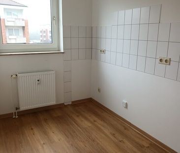 2-Zimmer-Wohnung mit Tageslicht-Duschbad und Balkon in Reislingen S/W - Photo 3