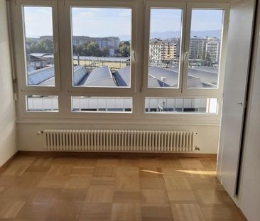 Luminous 3.5-room apartment with balcony - Popular district - Photo 2