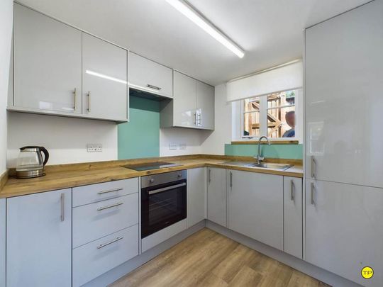 2 bedroom semi-detached house to rent - Photo 1