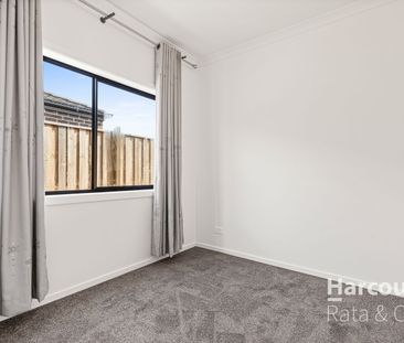 Modern Family Living in a Peaceful Beveridge Setting - Photo 1