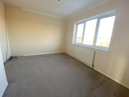 Tansor Garth, Peterborough - Photo 3