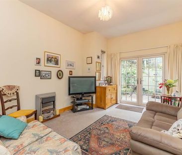 94 Ballantine Gardens, Lisburn, BT27 5FJ - Photo 2