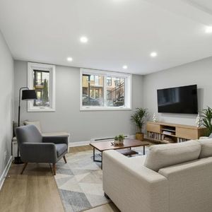 4 1/2 - Montréal (Rosemont) - 1 650 $/mois - Photo 2