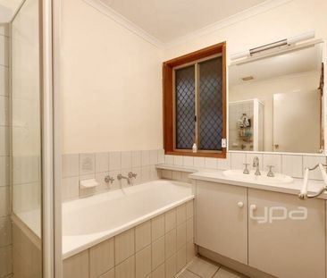 Not to be Missed! - Photo 6