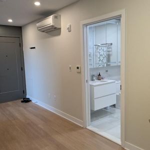 ✨ 3 1/2 – Disponible dès maintenant au Vieux-Port ✨ - Photo 2