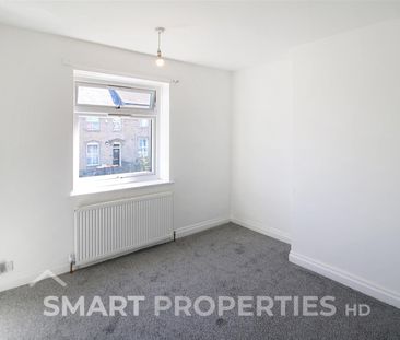 Newsome Road, Huddersfield - Photo 1