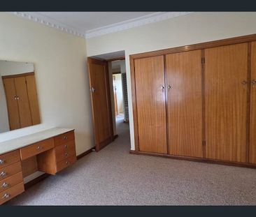 41 Salisbury Avenue, Newington, Vic 3350 - Photo 5