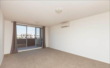 110/121 Easty Street, Phillip ACT 2606 - Apartment For Rent | Domain - Photo 2