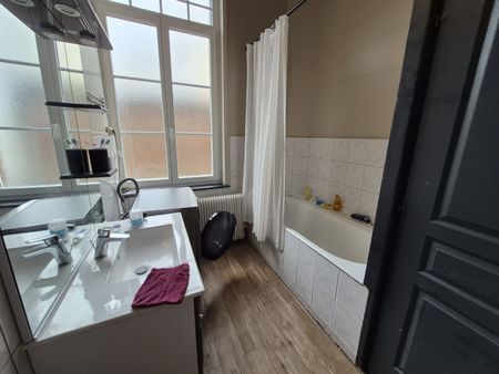 Location Appartement 2 pièces 55m² CAMBRAI 59400 - Photo 5