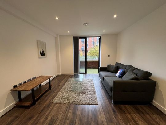 2 bedroom flat to rent - Photo 1