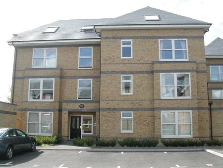 Vicarage Road, Egham, Surrey, TW20 9GL - Photo 2