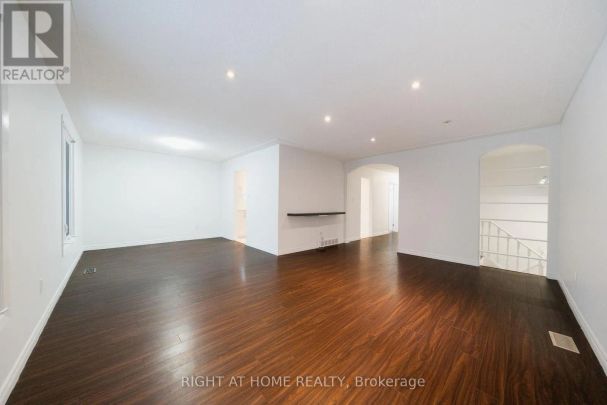 4451 BENNETT ROAD - Photo 1