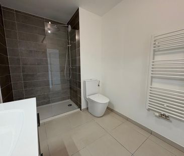 Location Appartement 1 pièce 35m² THONON LES BAINS 74200 - Photo 6