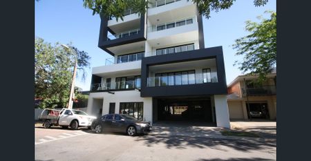 MODERN 2 BR OPEN PLAN APARTMENT WITH AMAZING VIEWS AND HUGE BALCONY - Photo 4