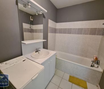 Location Appartement 3 pièces 55m² BEAUNE LES MINES 87280 - Photo 6